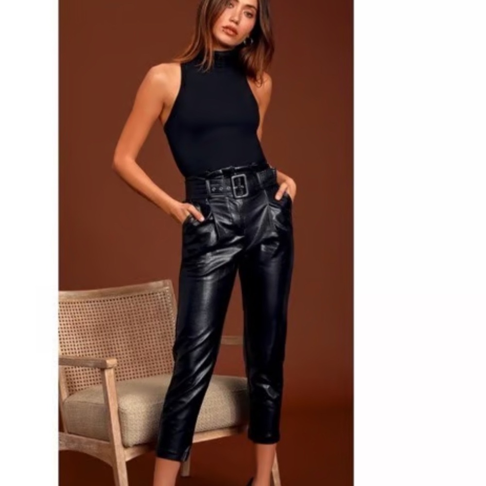 J.O.A. Drop the beat faux leather pants Small Cropped‎ Pleated